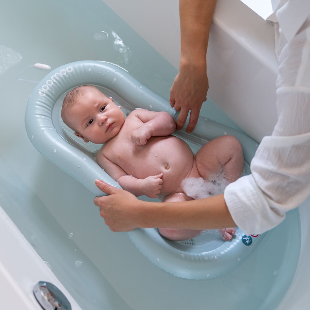 doomoo Inflatable Bath Mattress - for easy baby bathing at home or when travelling