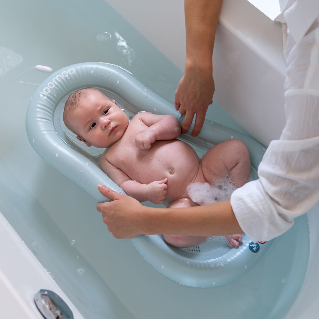 Doomoo Opblaasbaar Badmatras - voor gemakkelijk babybaden thuis of op reis