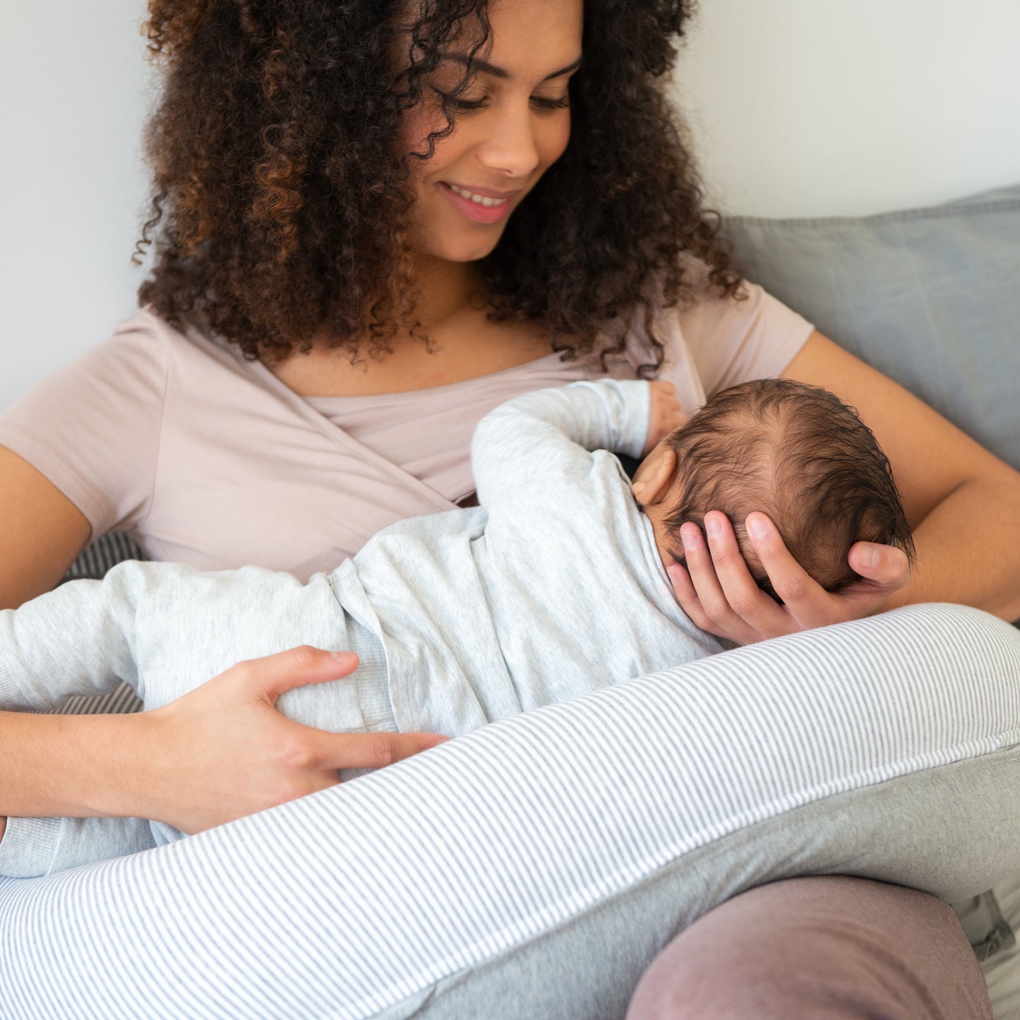 large maternity pillow. During pregnancy and for breastfeeding - Classic Grey