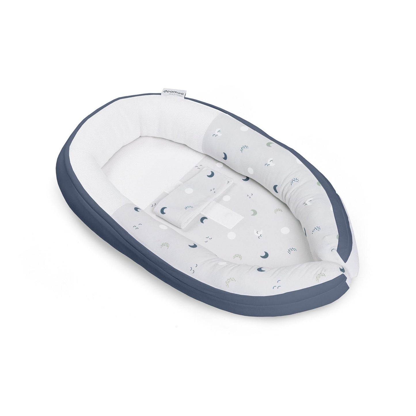 doomoo cocoon - veilig en cocoon babynest - stel de baby gerust - Blue grey moon