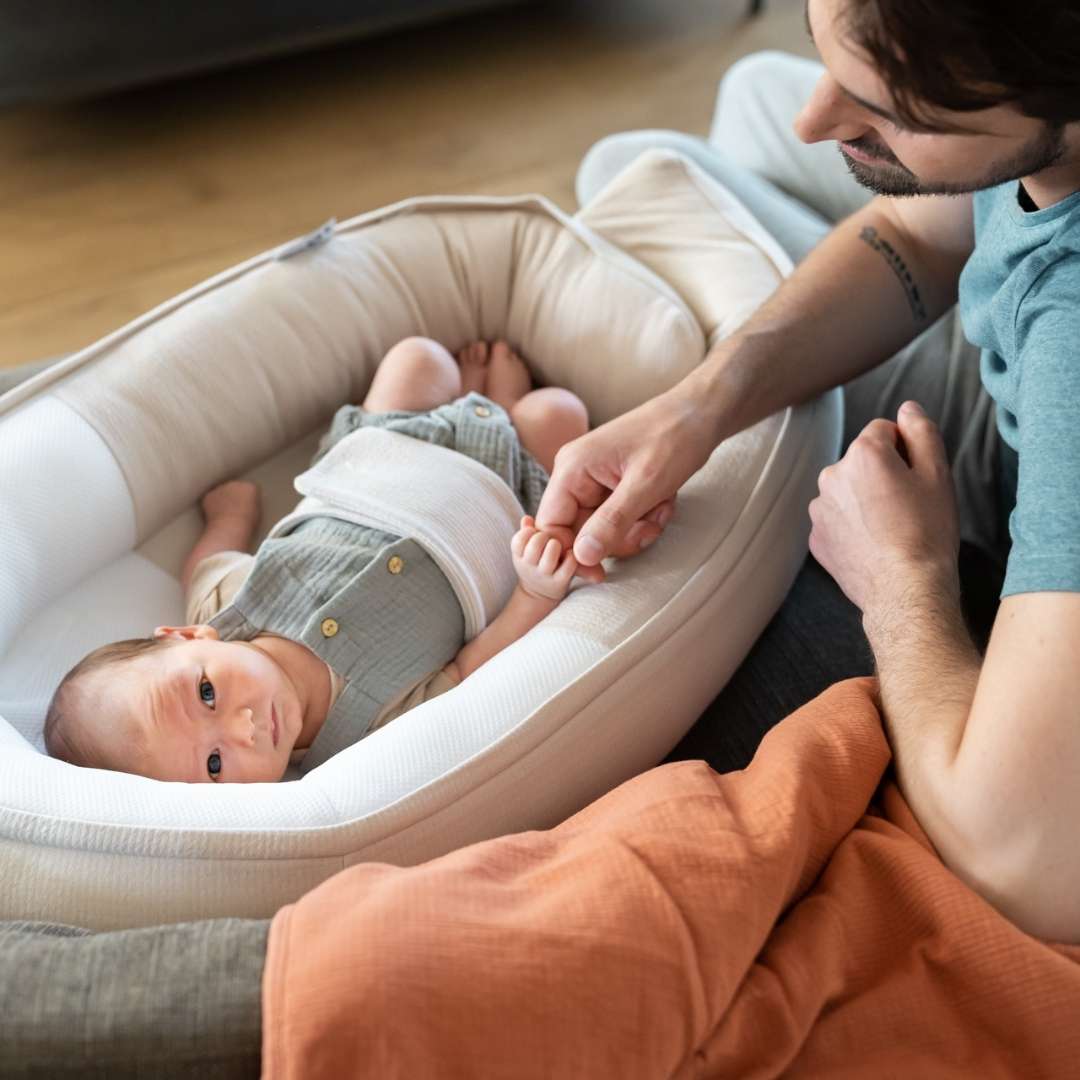 doomoo cocoon - sicheres und kuscheliges Babynest - beruhigt das Tetra Jersey Sand